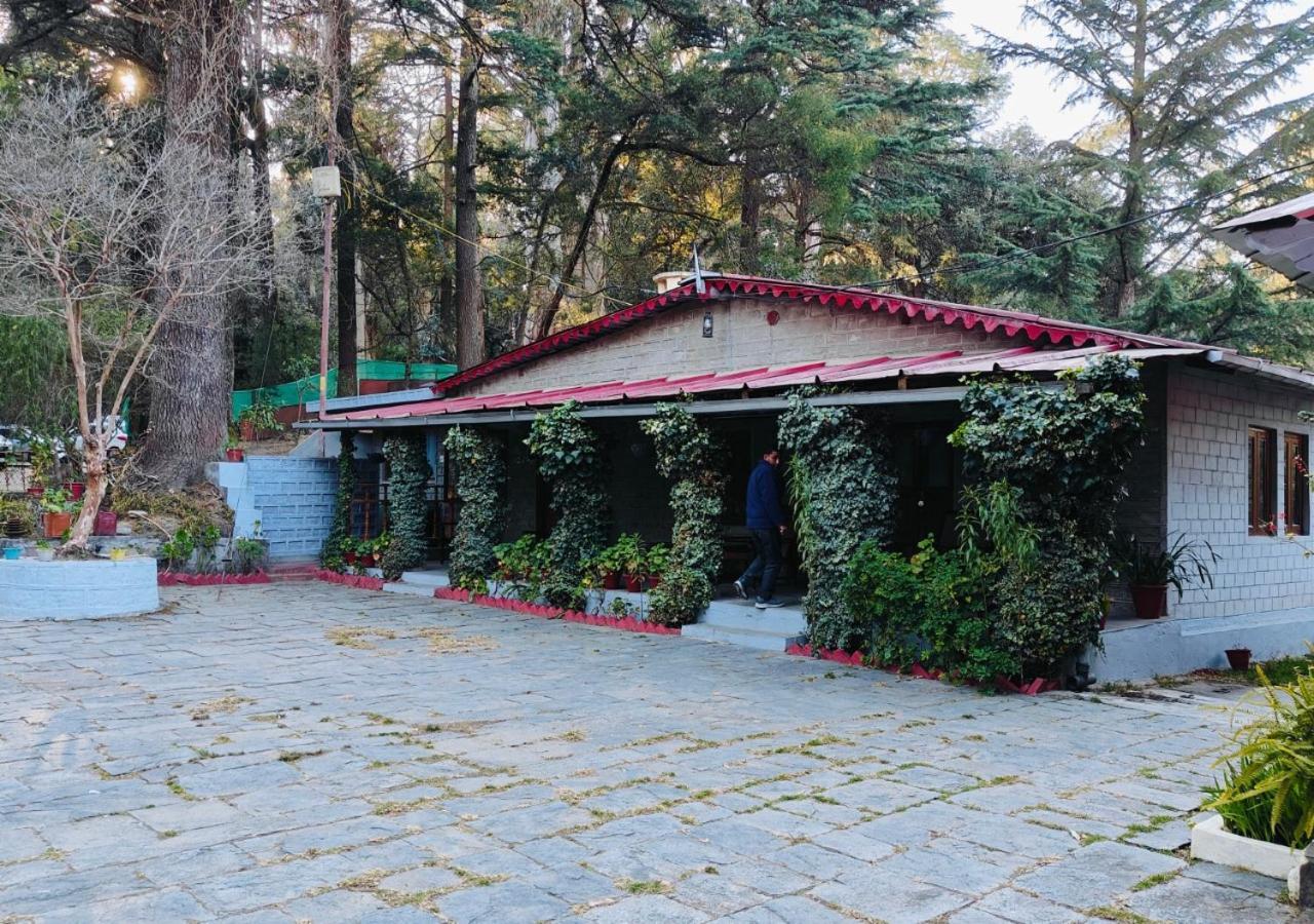 Hotel Chevron Rosemount Ranikhet Exterior foto