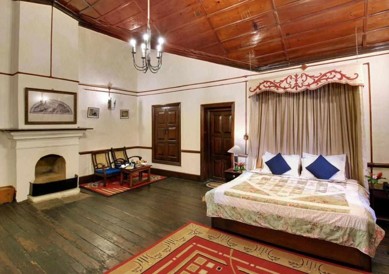 Hotel Chevron Rosemount Ranikhet Exterior foto